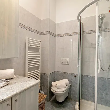 Domus 21 Near - Happy Appartement