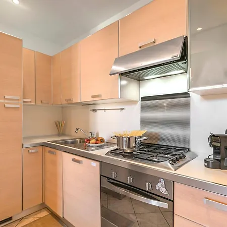 Appartement Domus 21 Near - Happy *