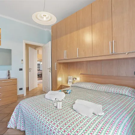 아파트 Domus 21 Near - Happy *