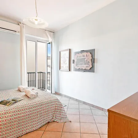 Domus 21 Near - Happy Alassio