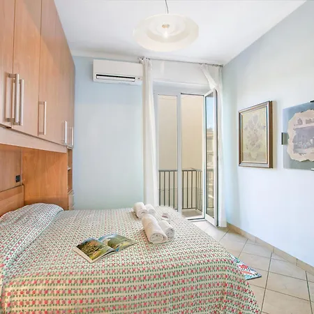 Domus 21 Near - Happy Alassio