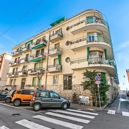 Appartement Domus 21 Near - Happy Alassio
