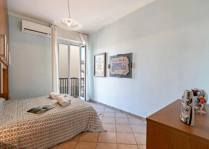 Domus 21 Near - Happy Apartment Alassio