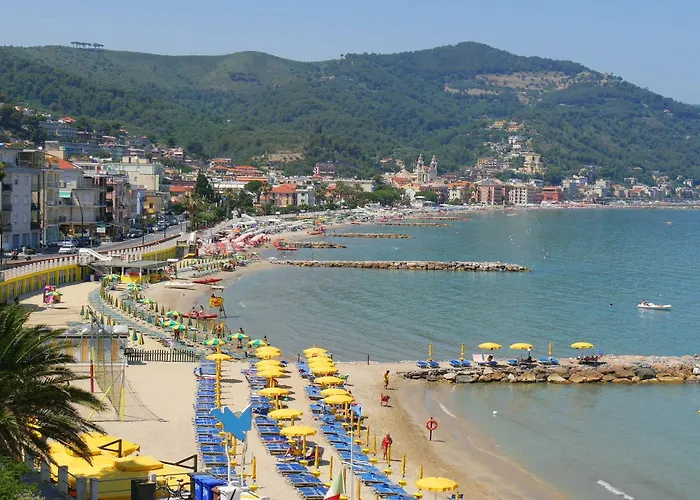 Ala - Domus 21 Near - Happy 아파트 알라시오