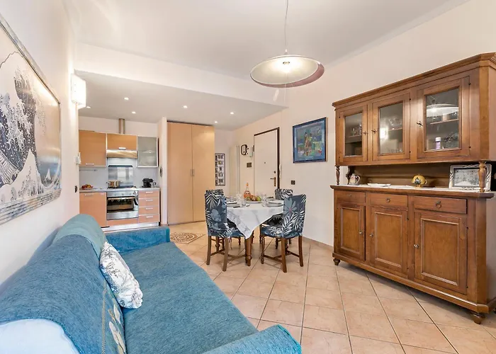 Domus 21 Near - Happy *