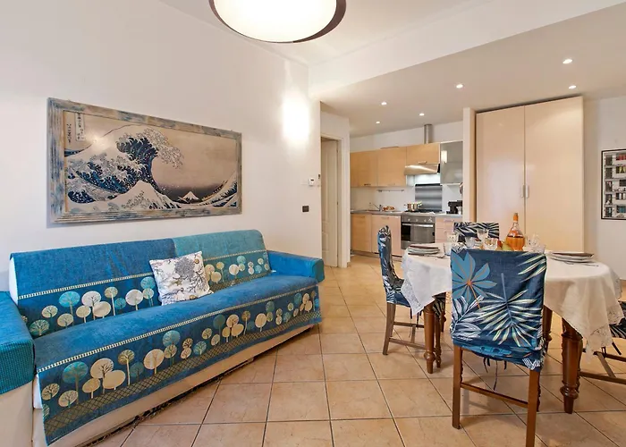 Apartment Domus 21 Near - Happy