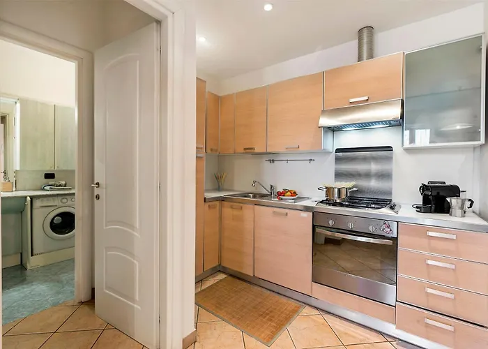 Apartment Domus 21 Near - Happy *